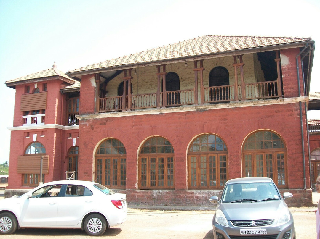 Thiba Palace-勒德纳吉里必去景点