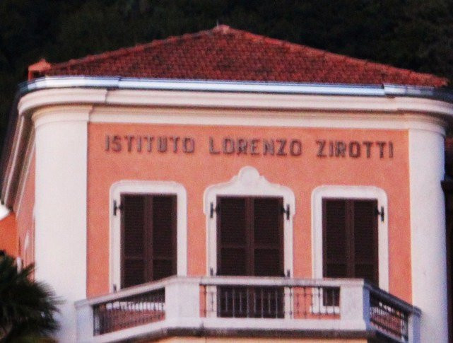 Palazzo Zirotti景点图片