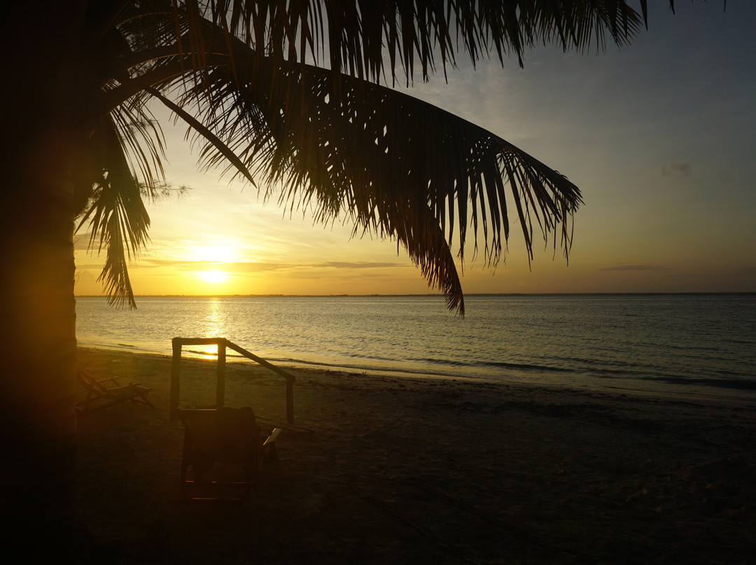 米查维日落湾度假酒店主图