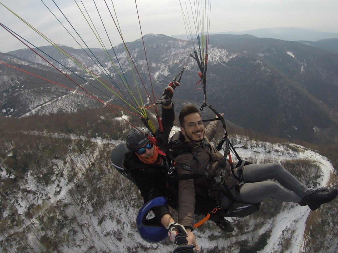 Breeze Paragliding - Kartepe Yamac Parasutu-Kartepe必去景点