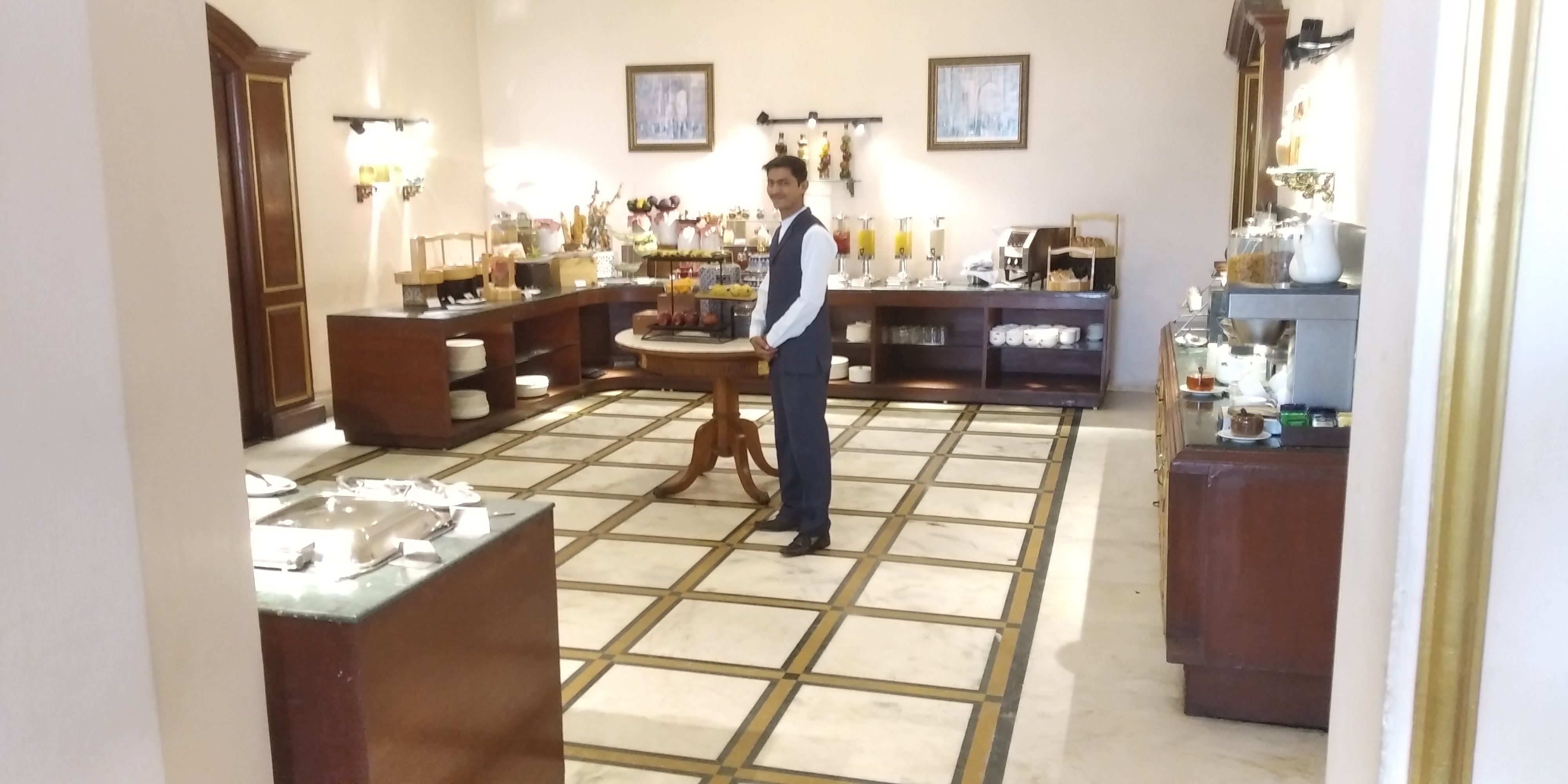 Noor-Us-Sabah Palace-餐饮