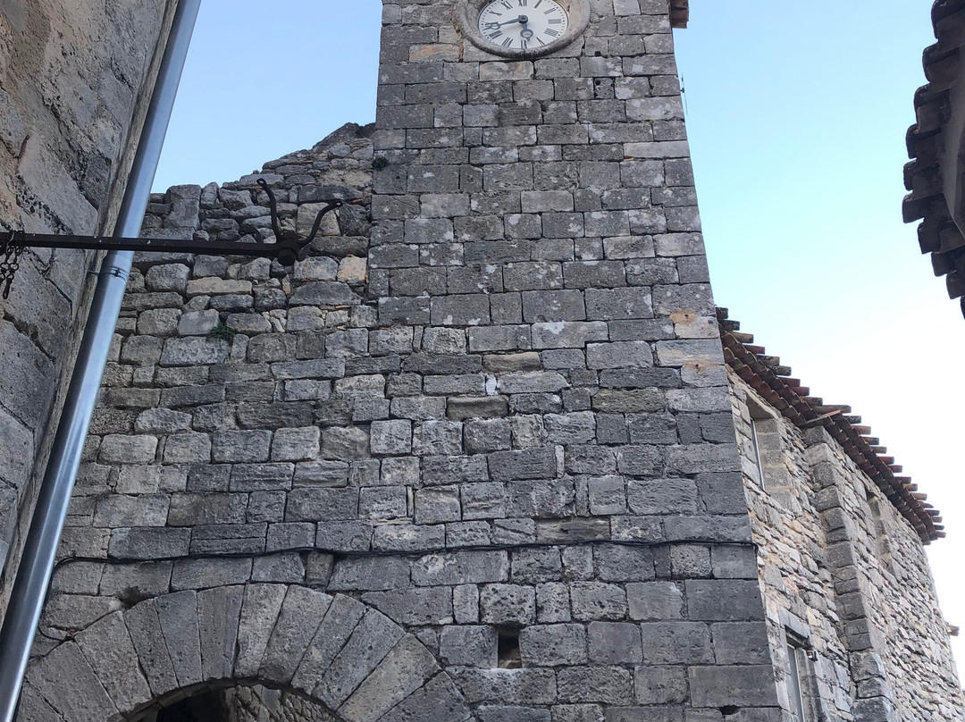 Château De Lacoste景点图片