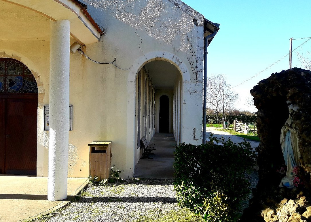 Église Sainte Catherine-Port-des-Barques必去景点
