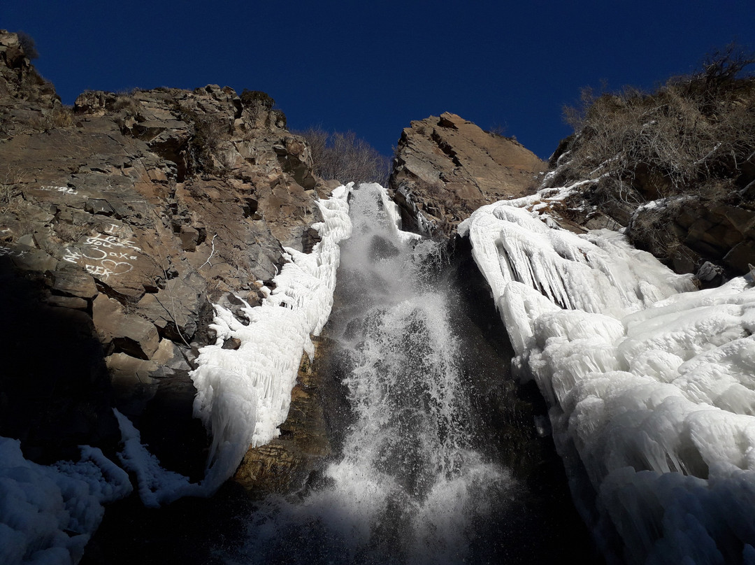 Turgen Waterfalls-Turgen必去景点
