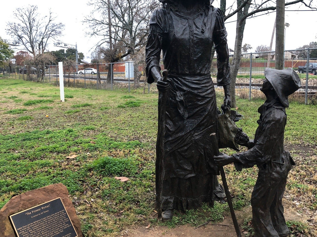 Chisholm Trail Crossing Park景点图片