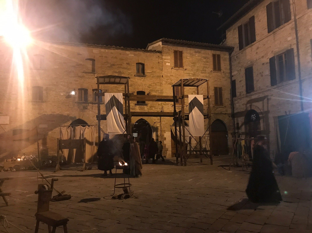 帕拉索布鲁那蒙堤酒店主图