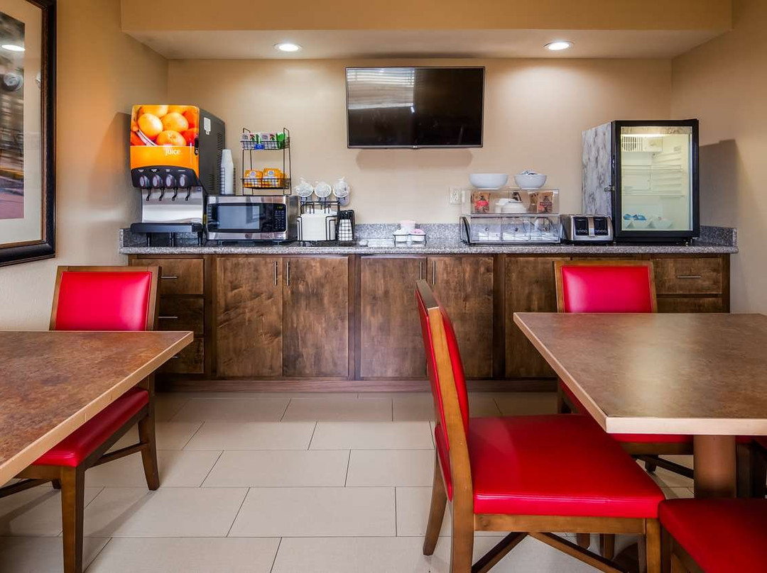 SureStay By Best Western Tupelo North主图