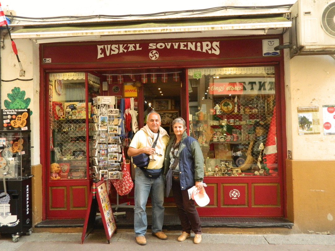 Euskal Souvenirs景点图片