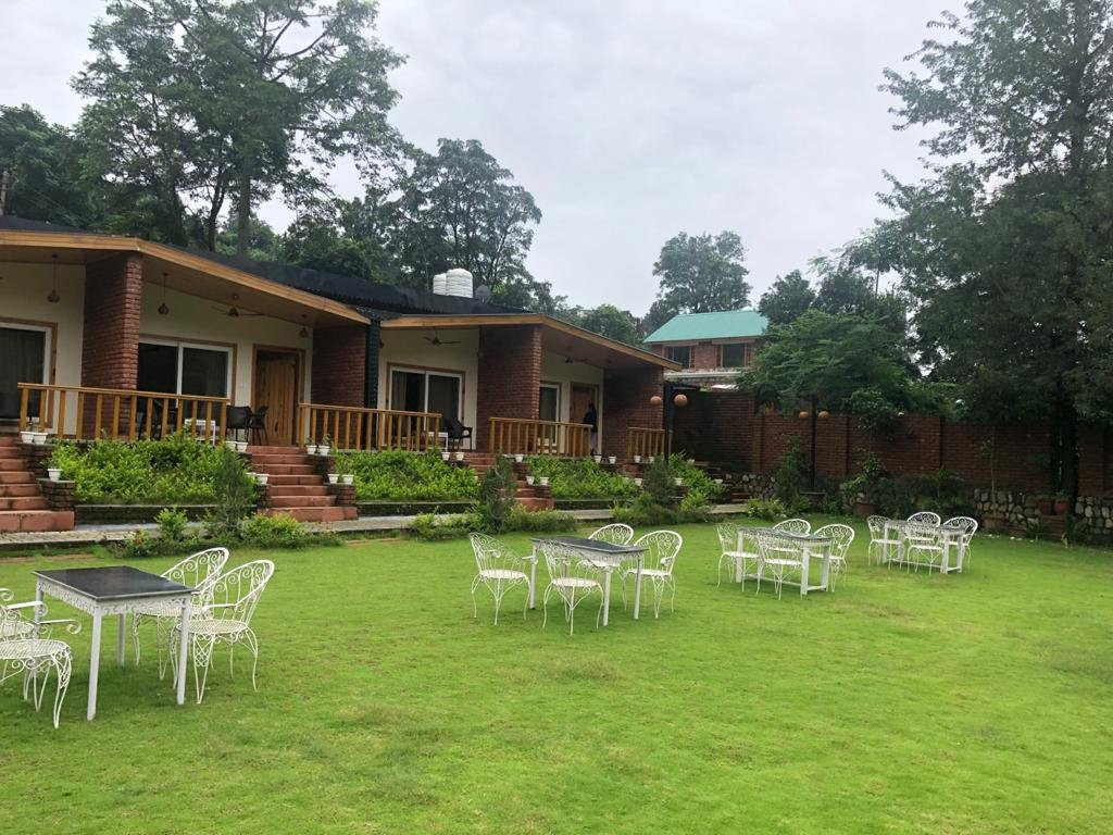 The River’s Edge Farm主图