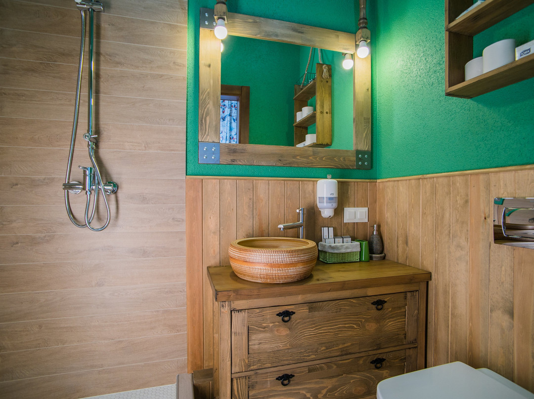 Pivovarnya Lebedevykh Ta Yeshyo Ptitsa主图