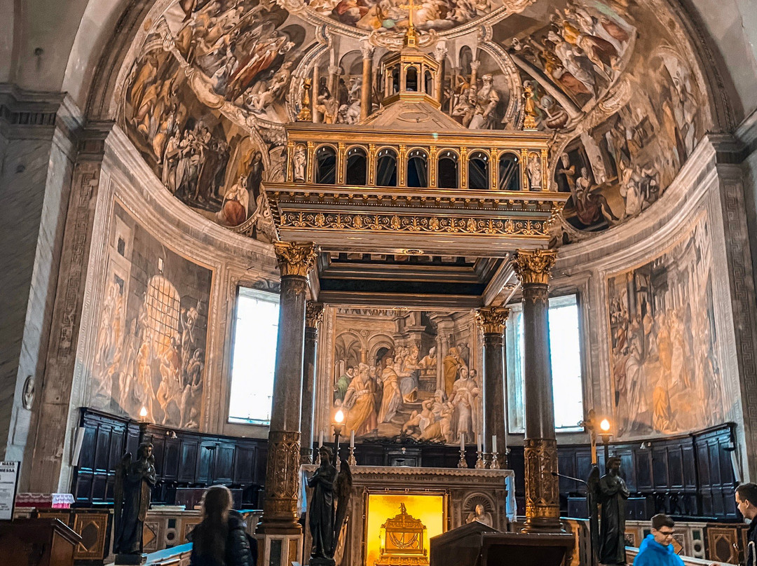 Chiesa di S. Pietro in Vinculis-San Piero in Bagno必去景点