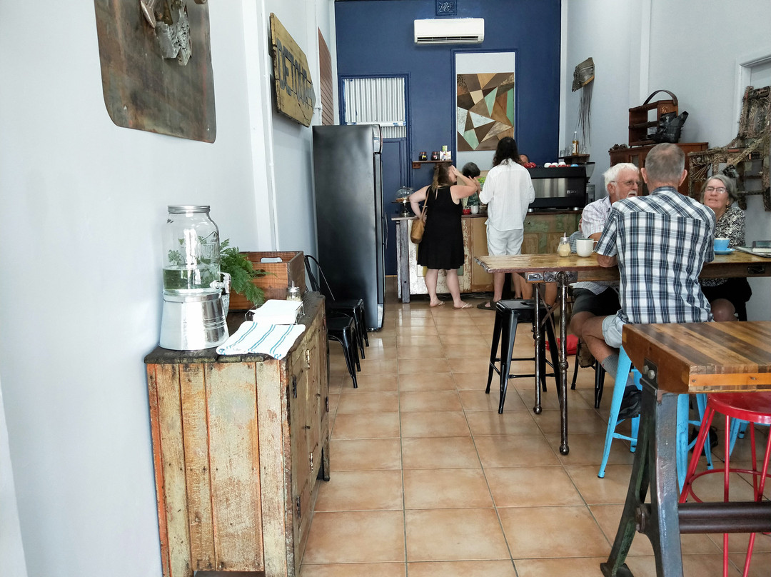 Bellenden Ker餐馆和美食-Trolley Coffee Gordonvale