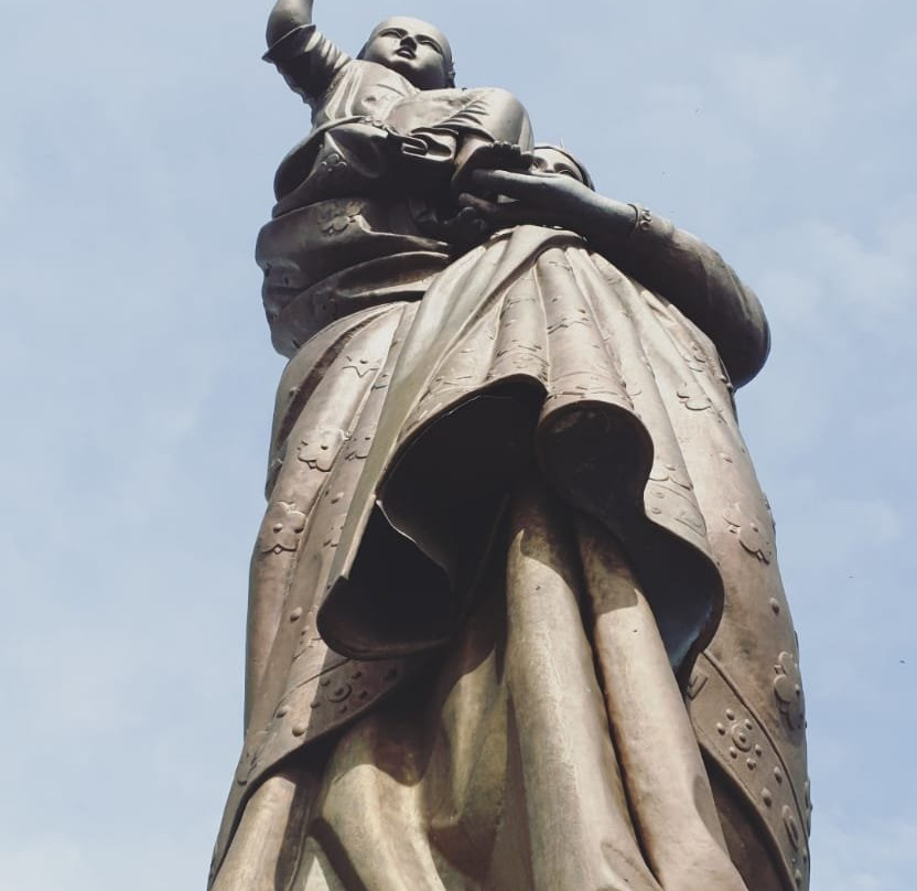 Statue Notre-Dame de Vouise景点图片