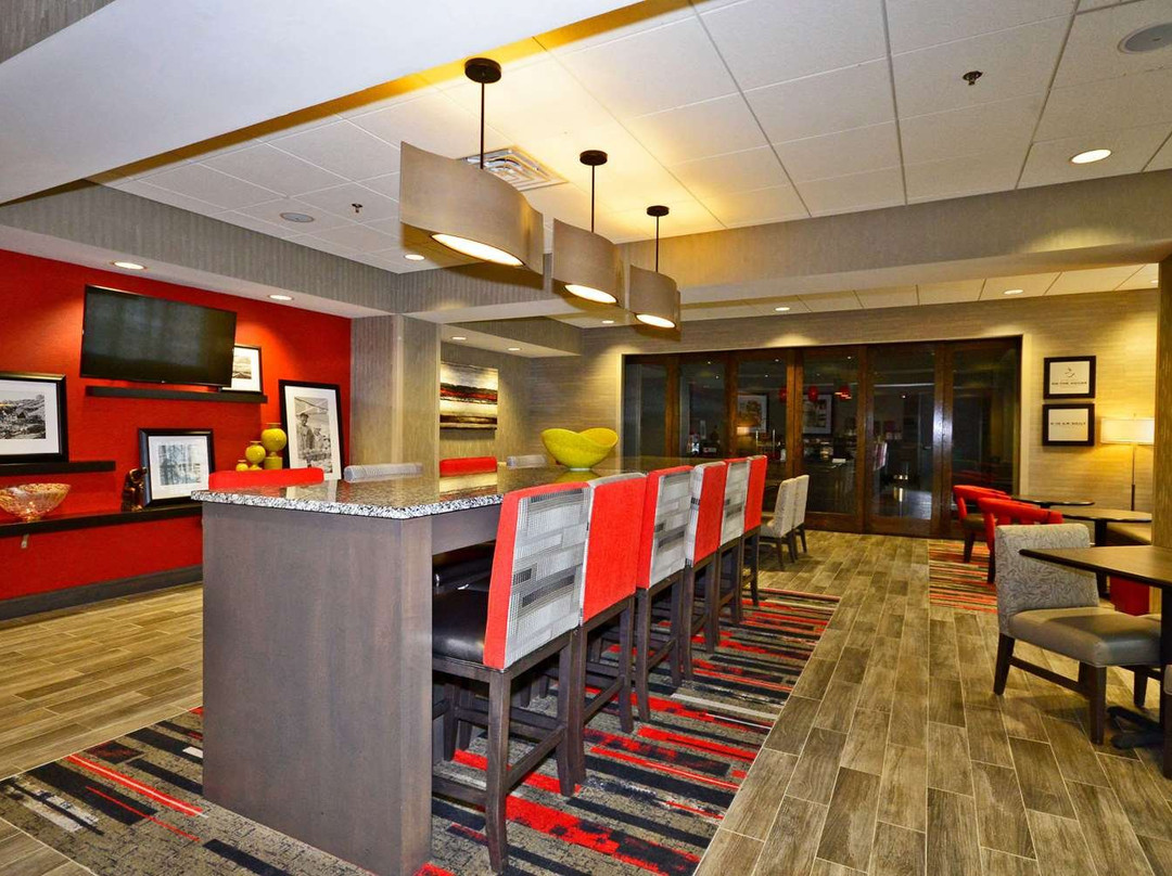 Hampton Inn Pulaski主图