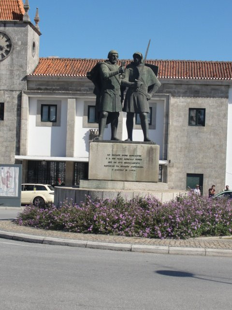 Monumento aos Alcaides de Faria景点图片