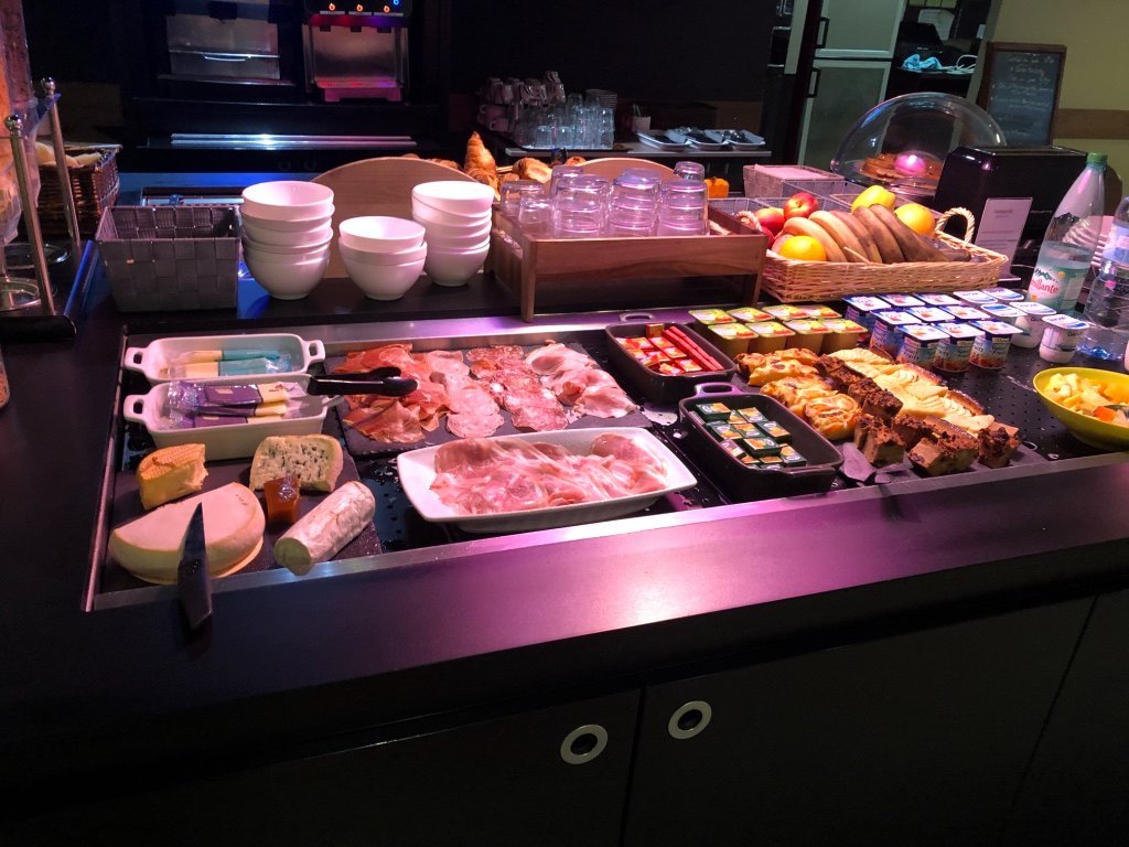 北佩皮尼昂机场钟楼 PRIME 酒店-浴室