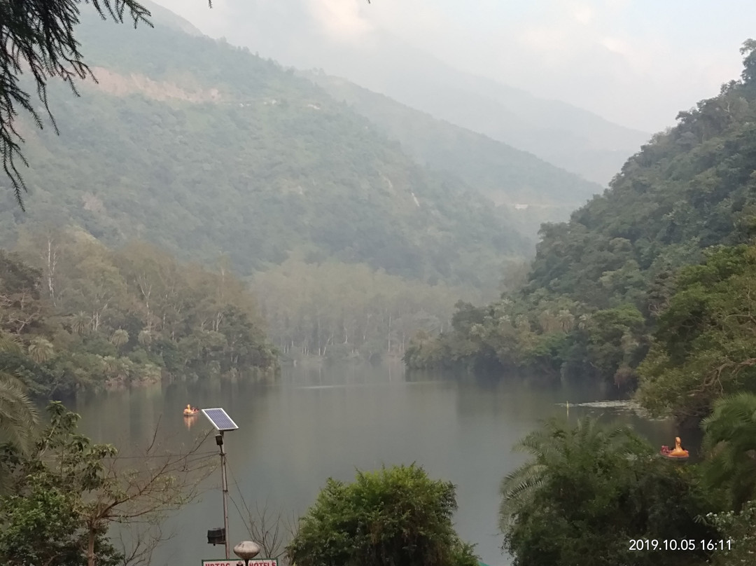 Renuka Lake景点图片