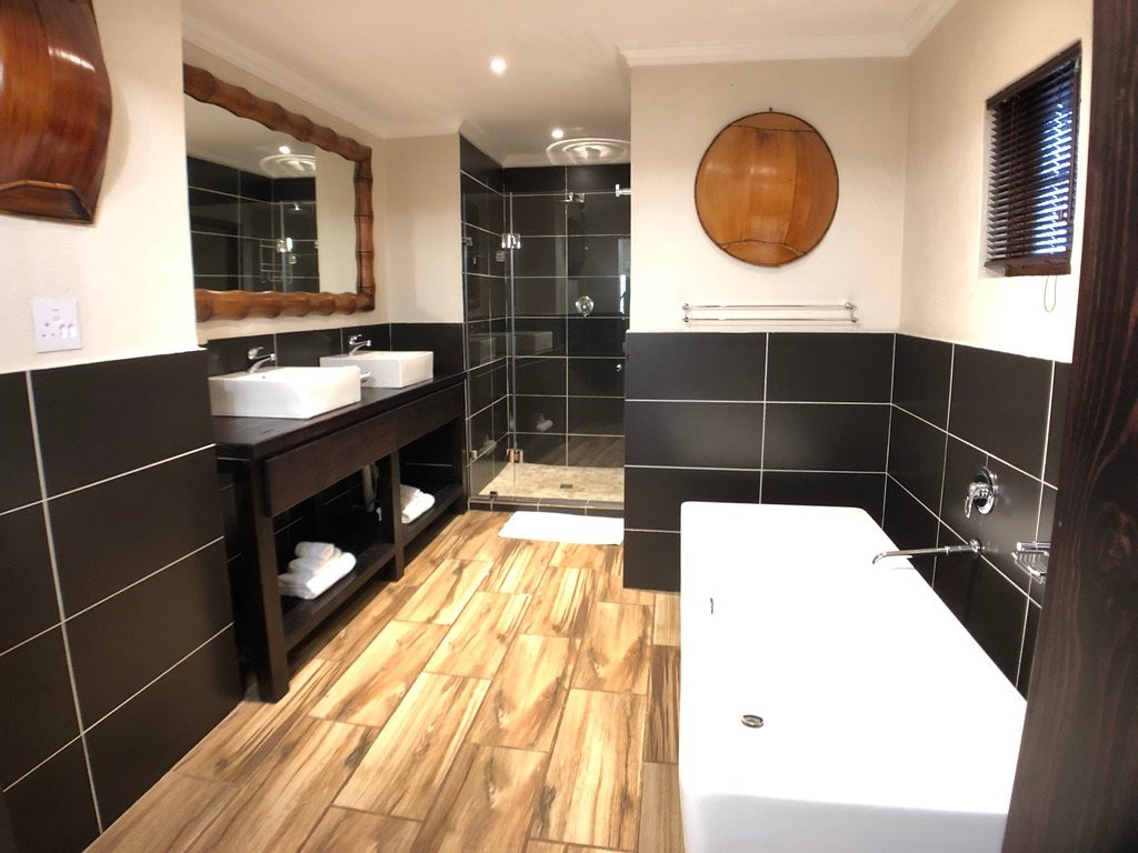 伍德兰斯雾观旅馆主图