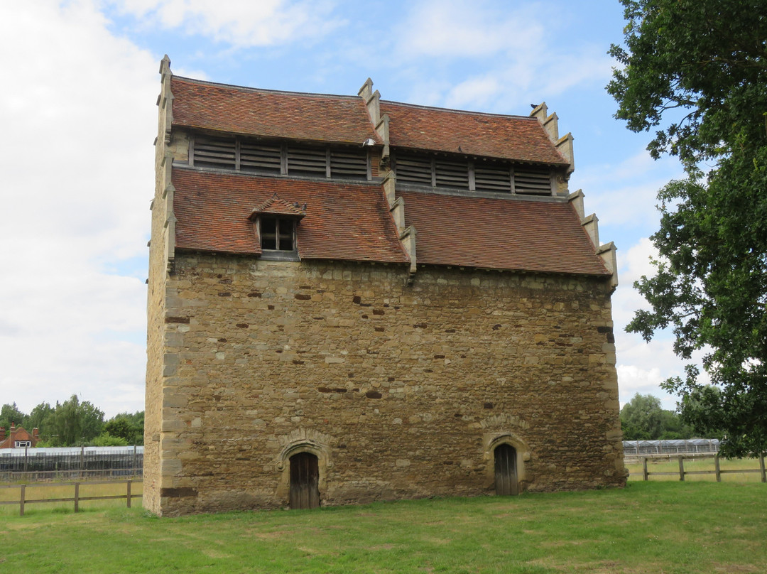 Willington Dovecote and Stables景点图片