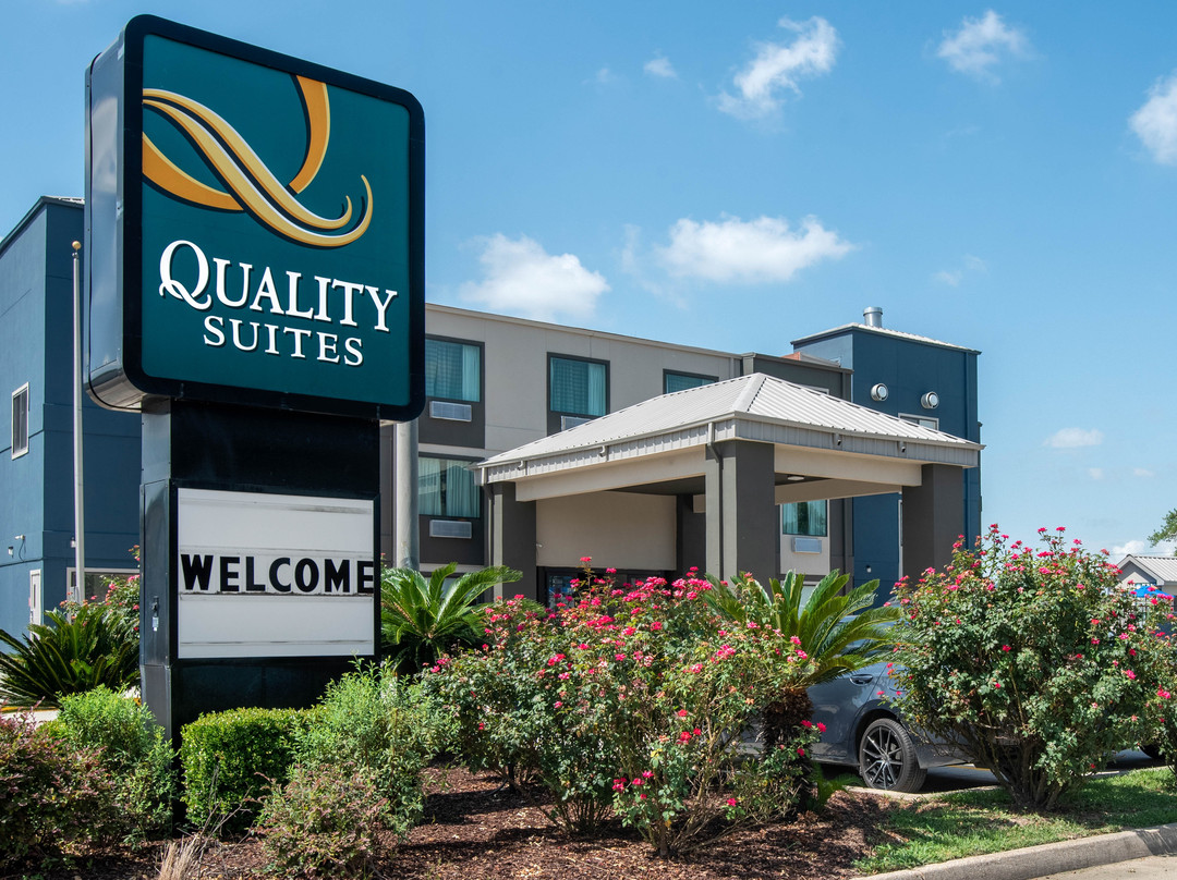 Quality Suites Baton Rouge East Denham Springs主图