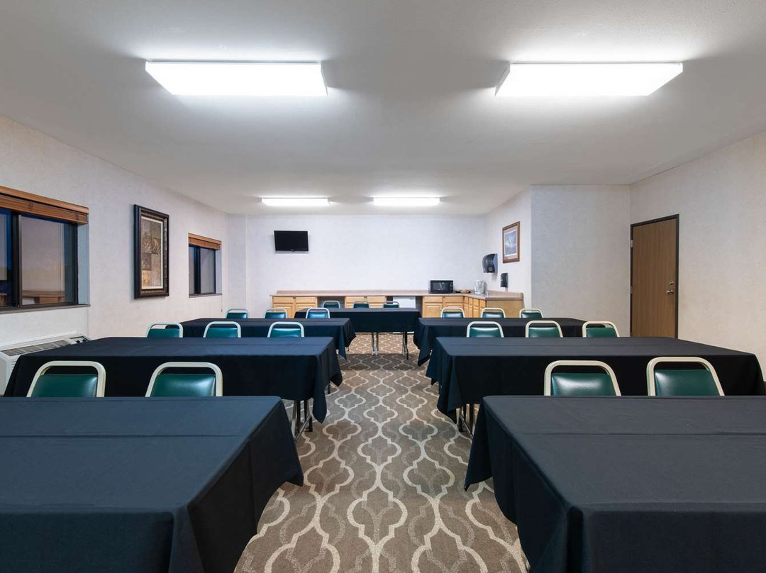 Days Inn by Wyndham Mitchell SD主图