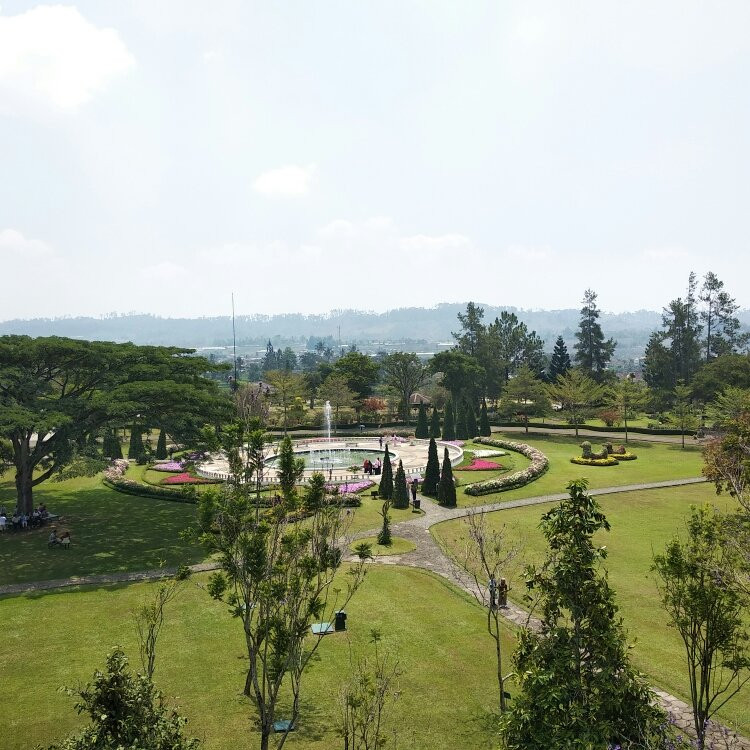 Taman Bunga Nusantara景点图片