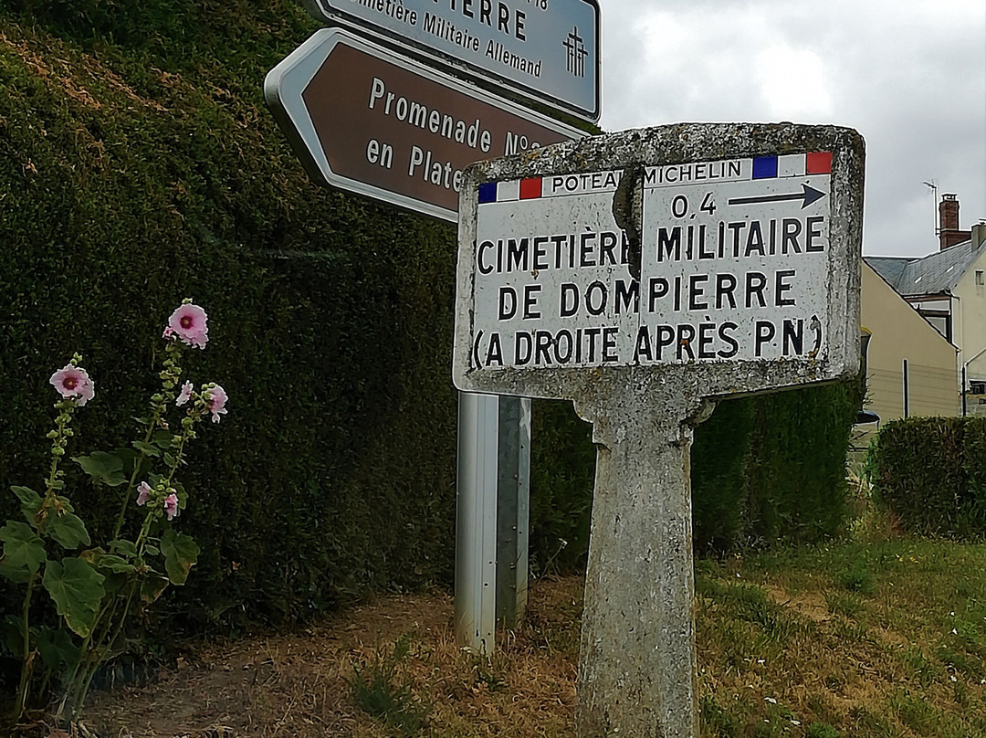 Nécropole nationale de Dompierre-Dompierre必去景点