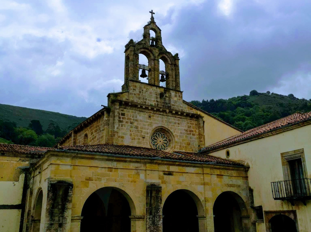 Iglesia de San Salvador de Valdedios景点图片