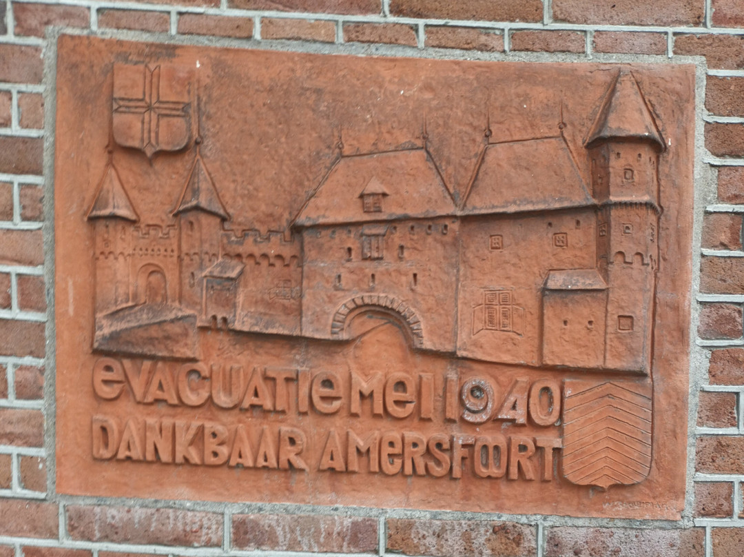 Raadhuis Warmenhuizen (1872)景点图片