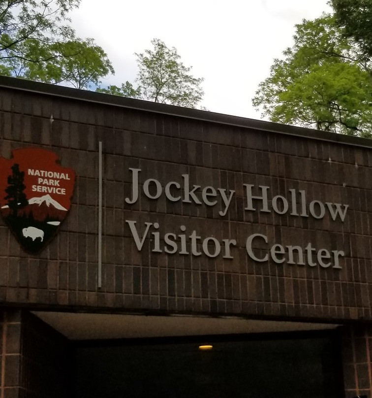 Jockey Hollow Visitor Center景点图片