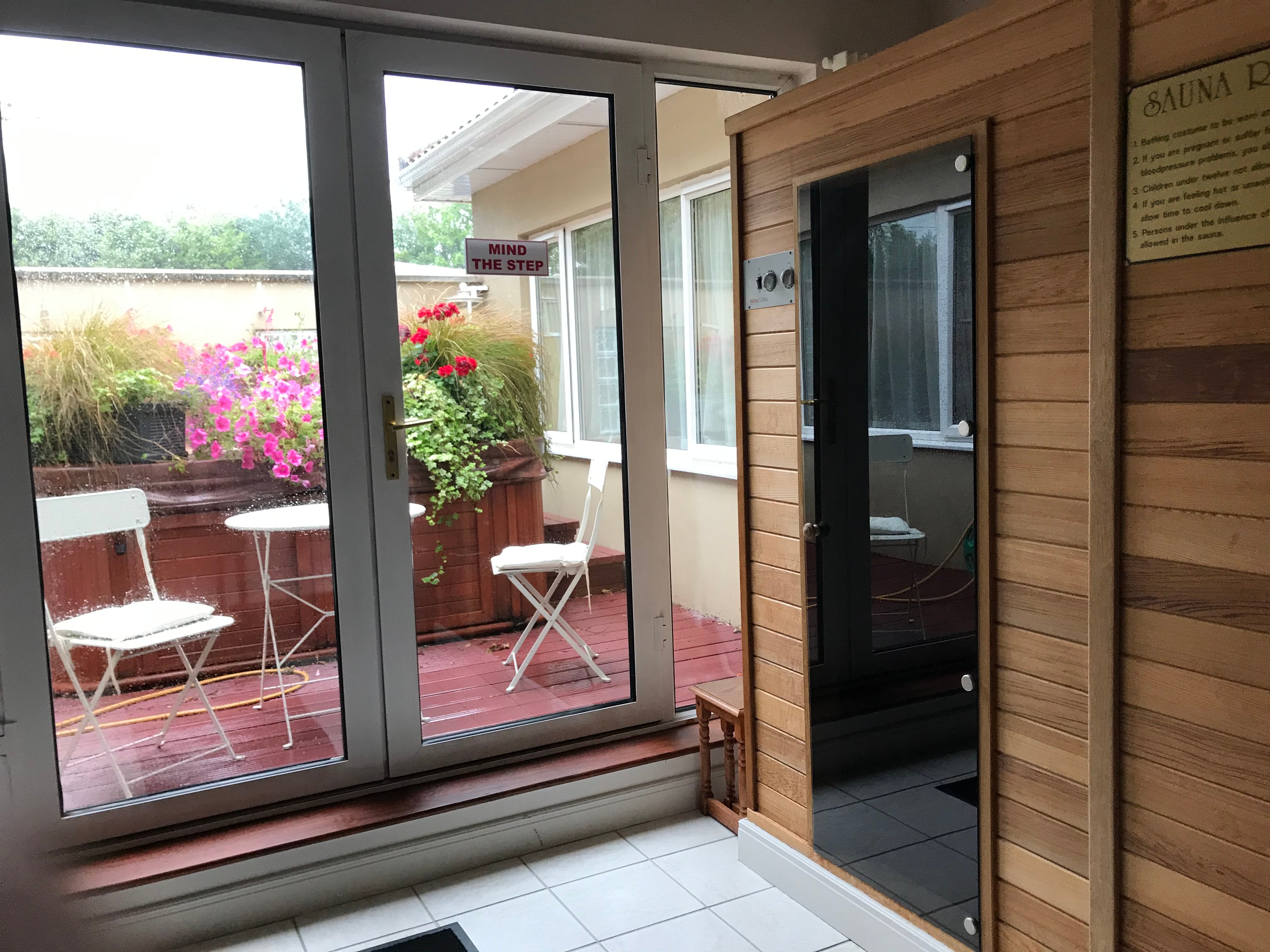 Bramble Lodge-官方