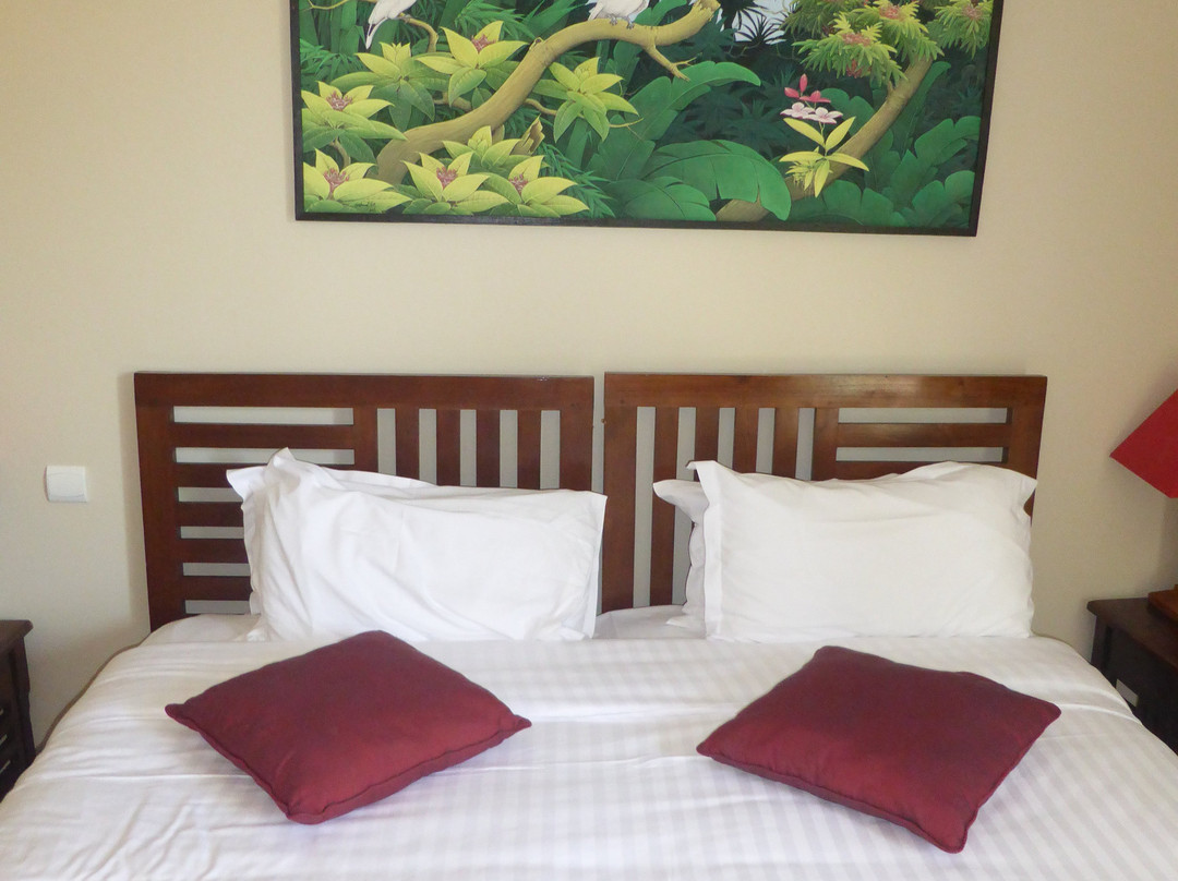 贝瓦尔花园酒店主图