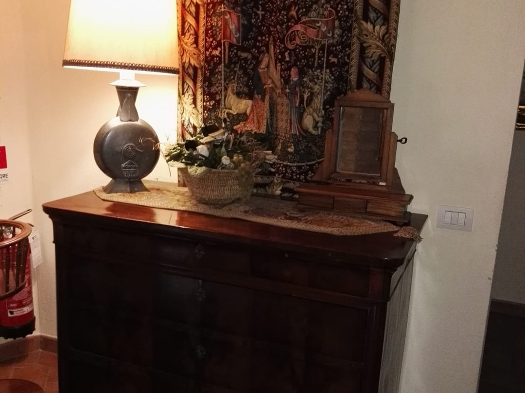 Torre Sangiovanni Albergo e Ristorante主图