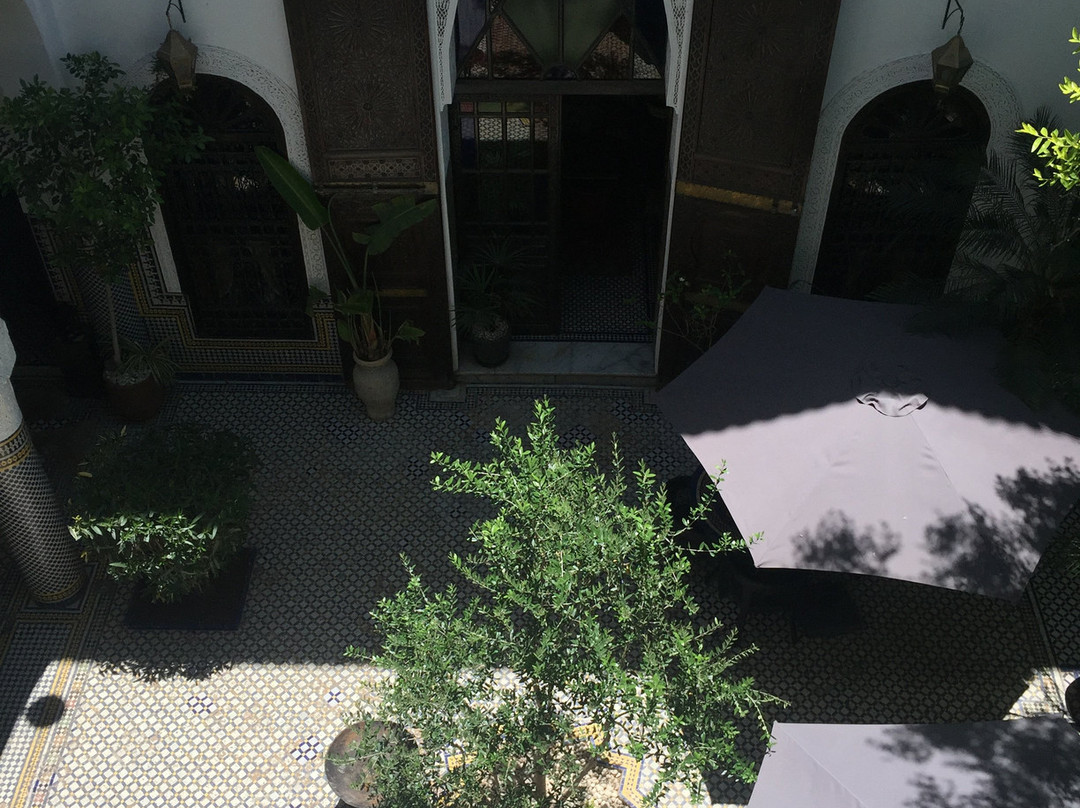 勒卡里菲酒店主图