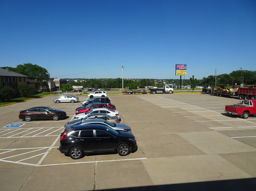 杜布克贝蒙特旅馆套房酒店主图