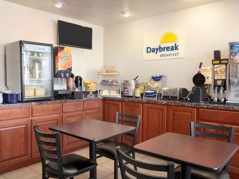 尤里卡温德姆戴斯酒店主图