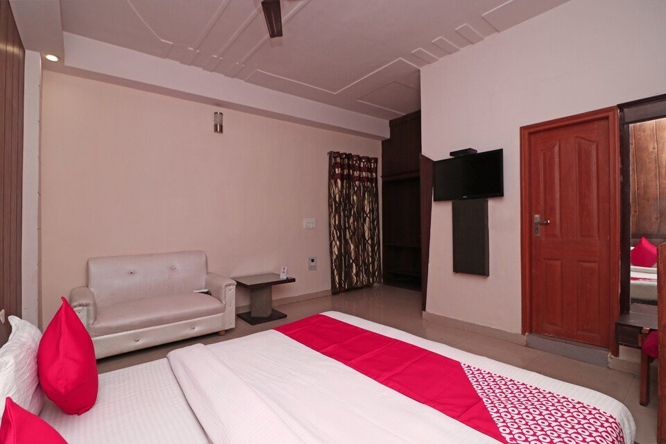 Hotel Daisy Inn主图