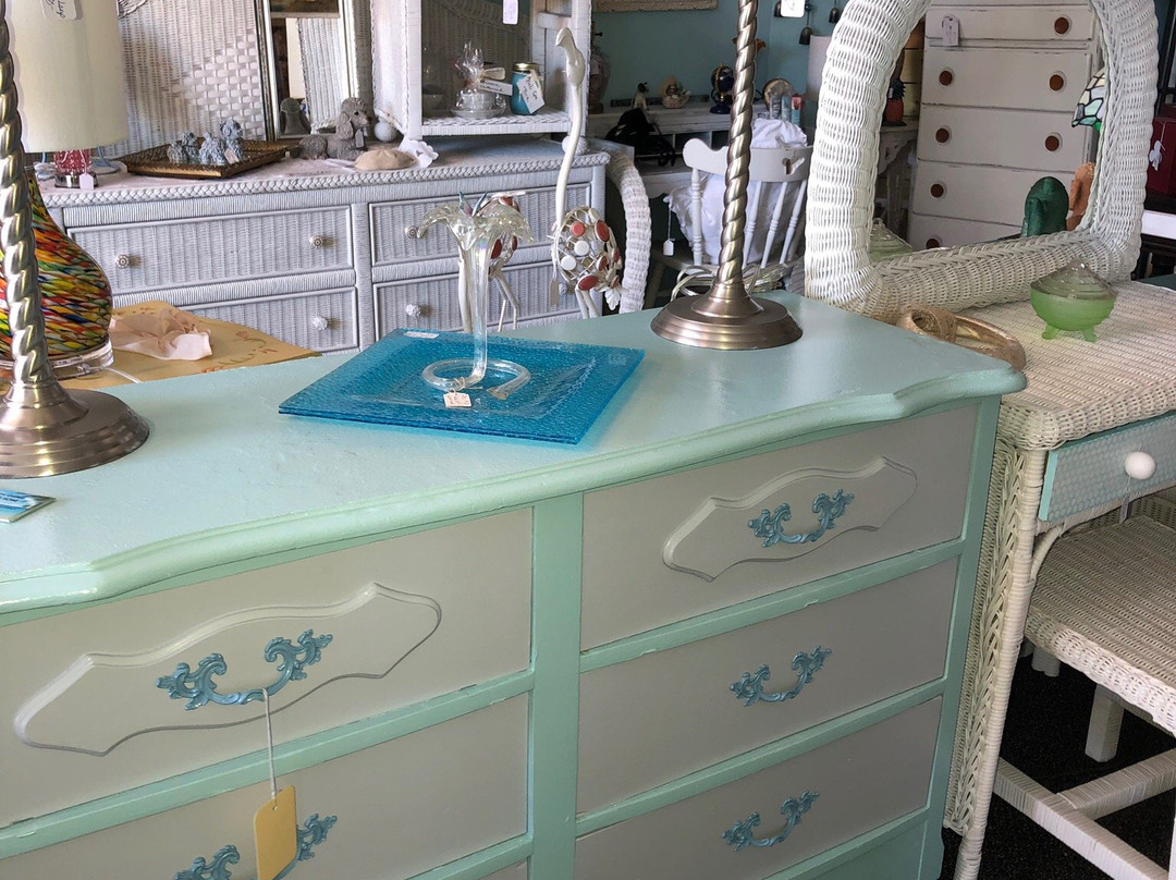 Then & Now Gallery-Jensen Beach必去景点