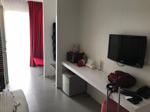 嘉乐丽酒店主图