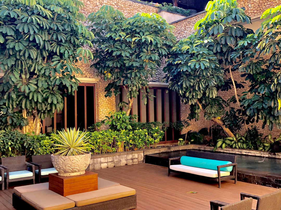 香格里拉长滩岛度假酒店主图