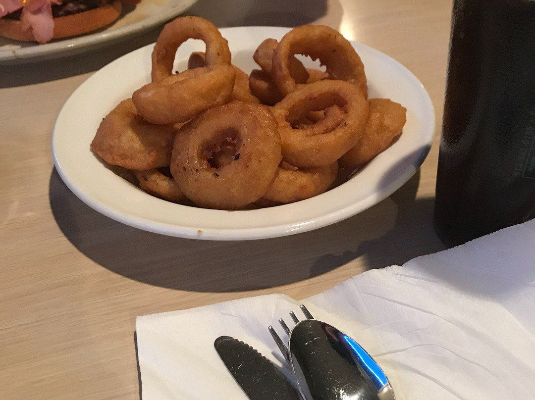 Leaburg餐馆和美食-River Stop Restaurant and Sports Bar