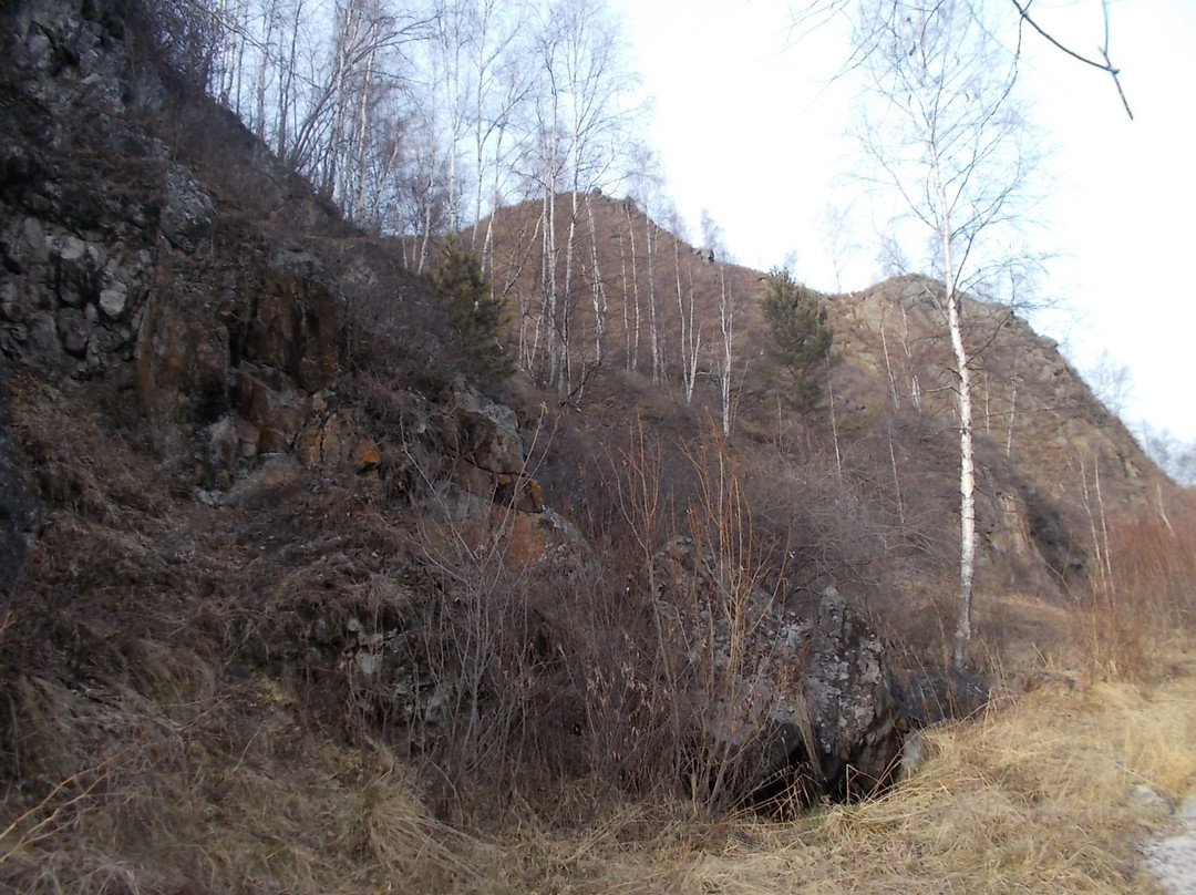 Waterfalls of River Podkomarnaya景点图片