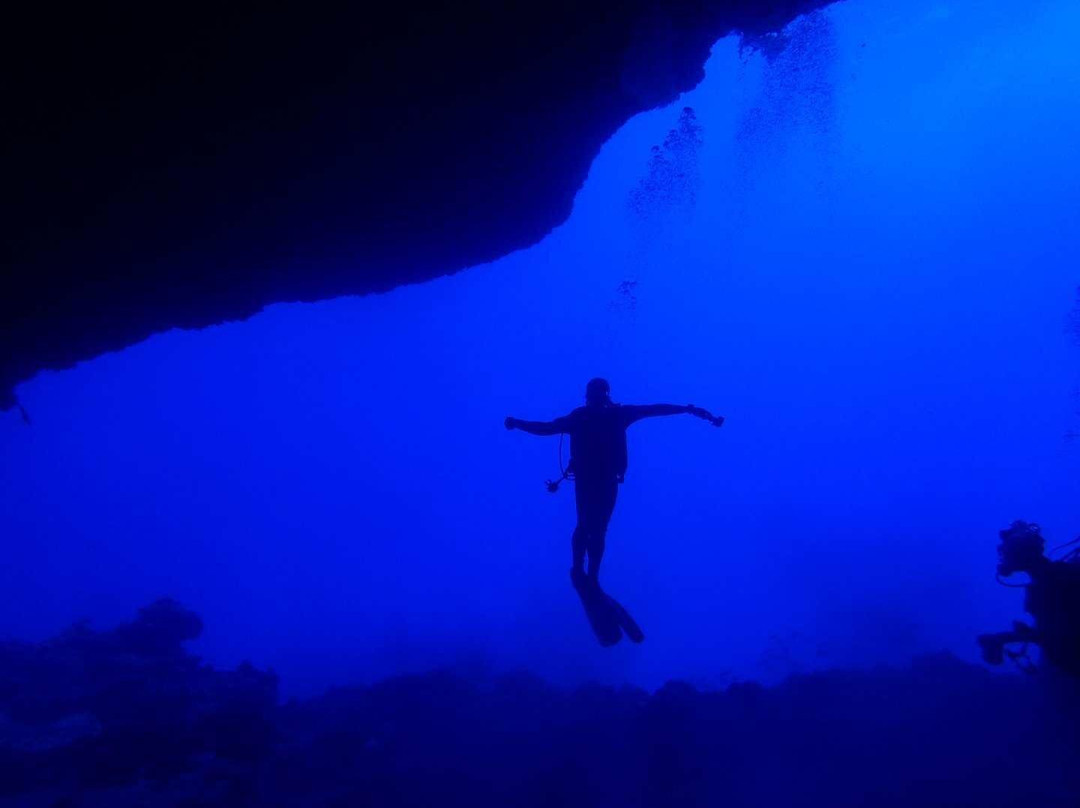 Green Flash Dive Services-加拉班必去景点
