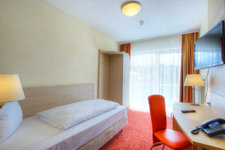 Hotel Gastehaus Deidesheim主图