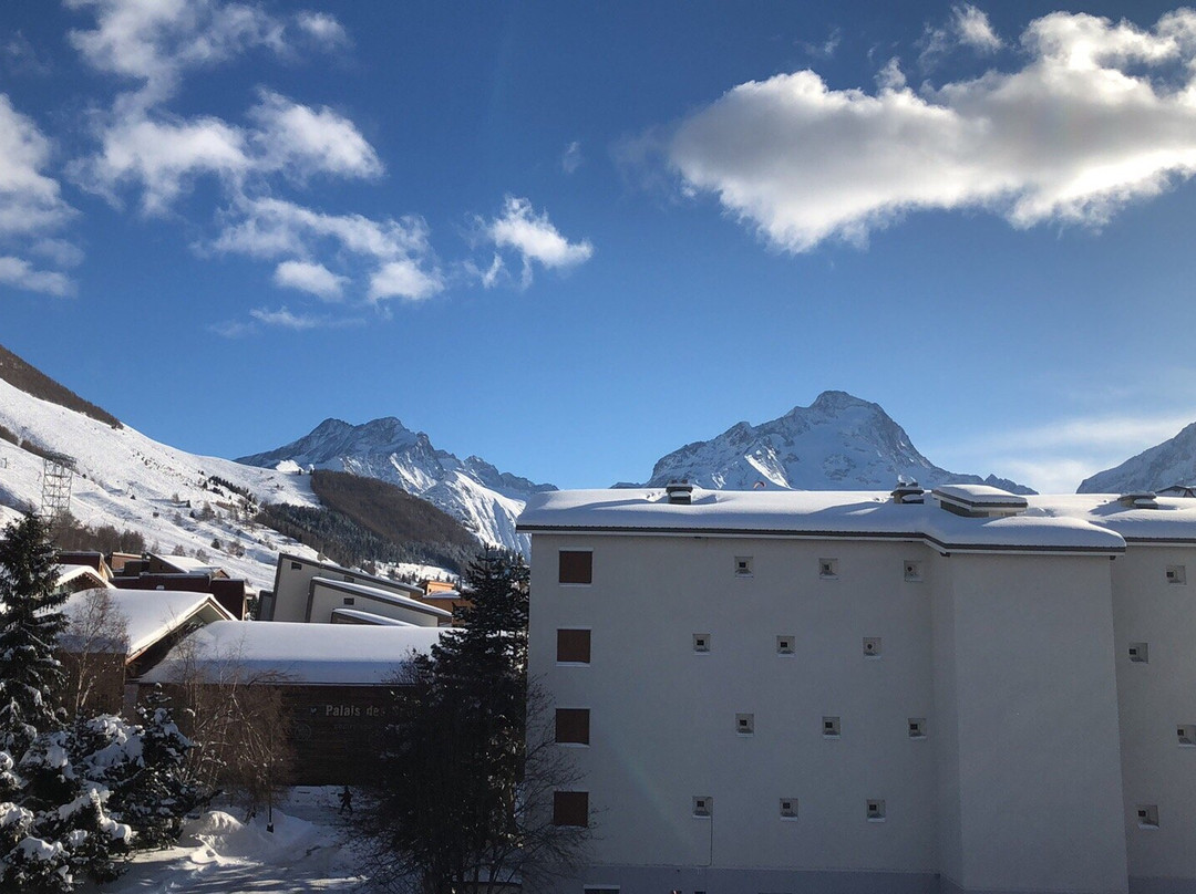 Hotel De La Valentin主图