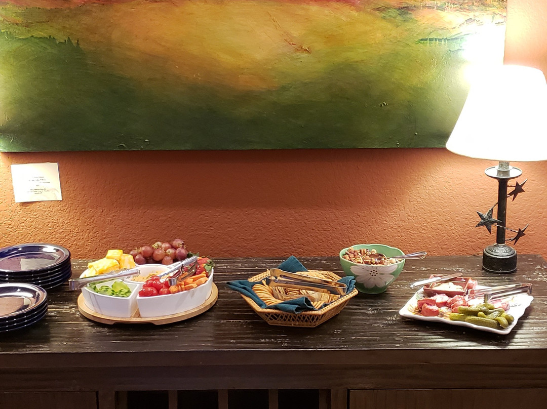 The Bradley Boulder Inn主图