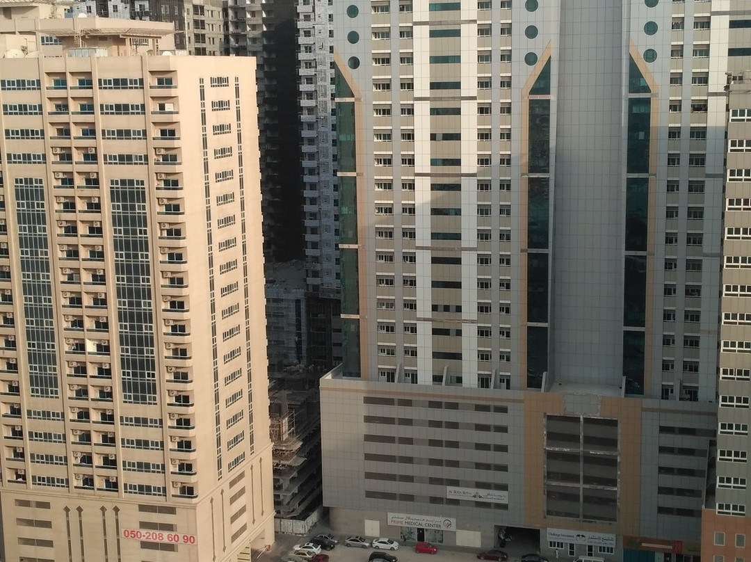 沙迦市华美达酒店主图