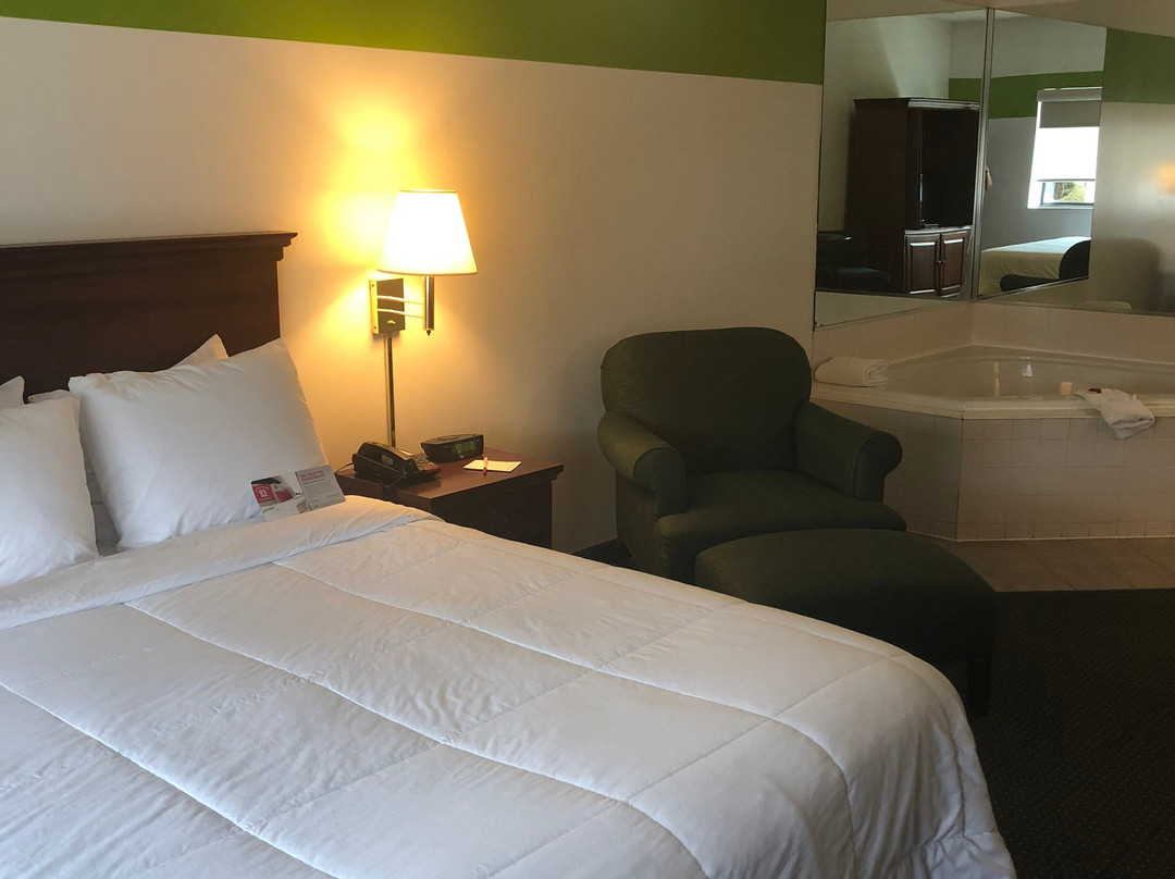 Ramada Limited Mount Sterling主图