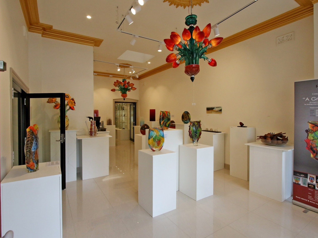 Red Moon Contemporary Art Glass Gallery-Armadale必去景点