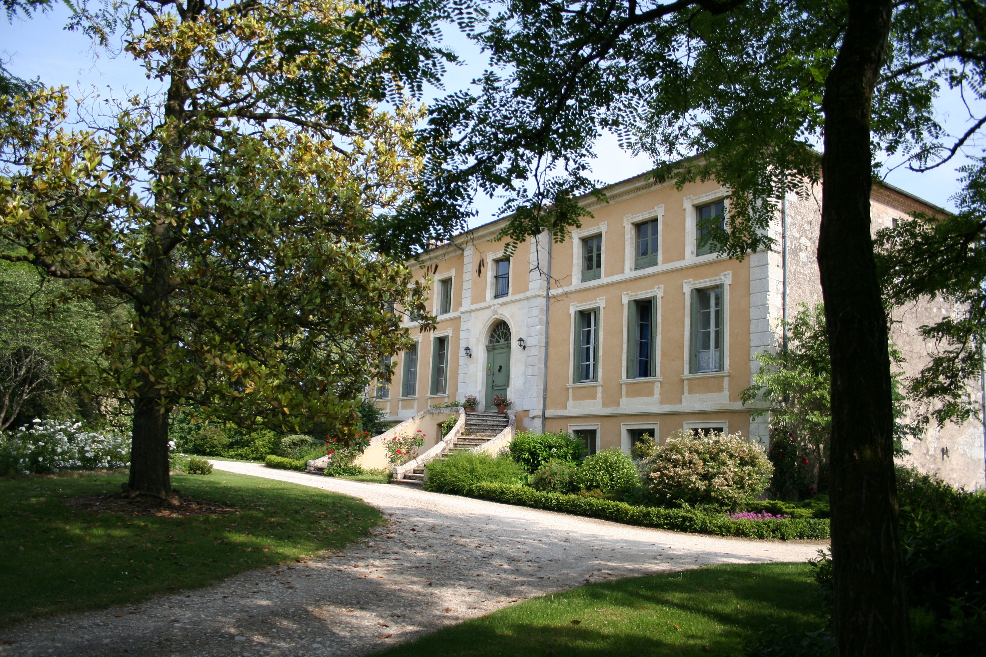 Domaine De Bernou-官方